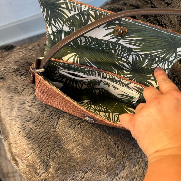 Liz Clairborne Y2K Brown Wicker Weave Shoulder Bag - Picture 4 of 6